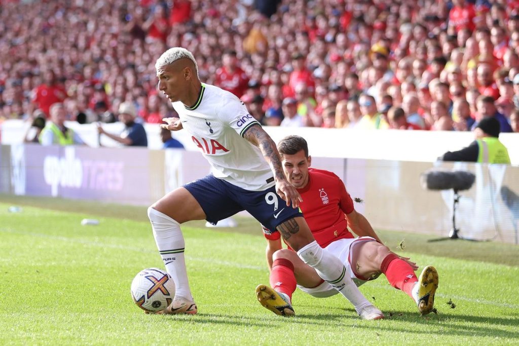 nhan-dinh-soi-keo-tottenham-hotspur-vs-nottingham-forest-luc-22h00-ngay-22-4-2025-1